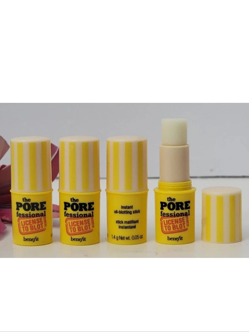 4 minis Benefit the POREfessional License to Blot Instant Oil-Blotting Stick